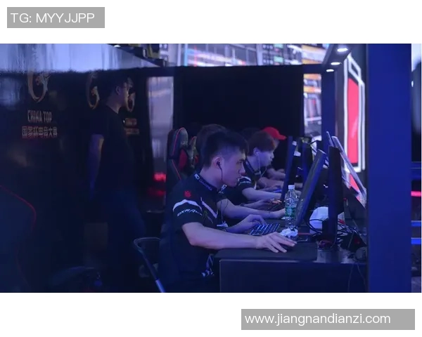 电竞比分CSGO焦点V5战术解析与团队协作策略探讨